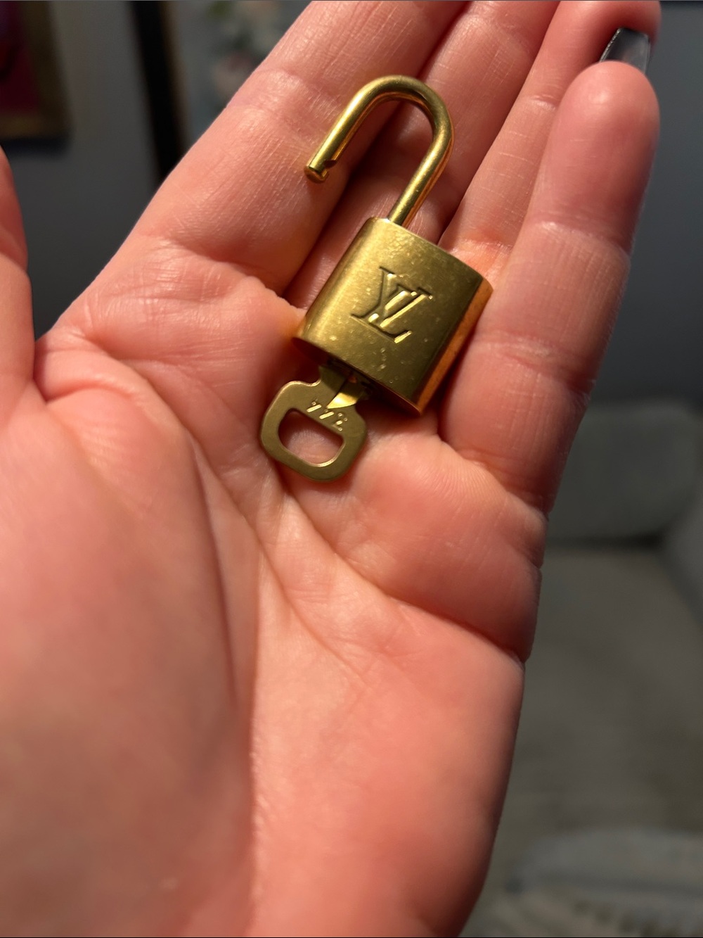 #344 Louis Vuitton Authentic Gold-tone Mini Padlock Key Charm